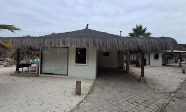 Casa en Venta en Avda guanaqueros 2550