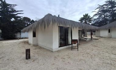 Casa en Venta en Avda guanaqueros 2550