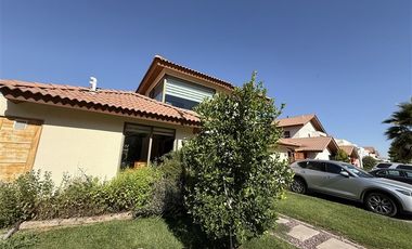 Casa en Arriendo en Santa Elena Eco Urbe