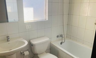 Casa en Arriendo en Jose Pedro Alessandri / Las Encinas