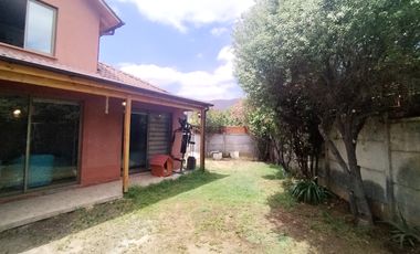 CASA EN CIUDAD DE LOS VALLES DENTRO DE CONDOMINIO