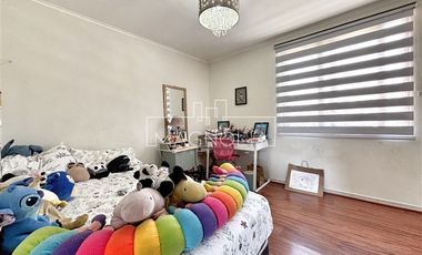 Casa en Arriendo en AVENIDA SERGIO CORREA, CERCANA A SAN ANSELMO Y COLEGIO ALEMÁN