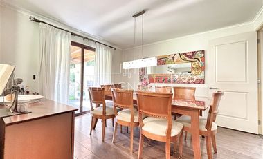 Casa en Arriendo en AVENIDA SERGIO CORREA, CERCANA A SAN ANSELMO Y COLEGIO ALEMÁN