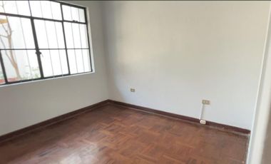 CASA EN VENTA CHACRA RÍOS - LIMITE PUEBLO LIBRE