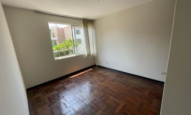 CASA EN VENTA CHACRA RÍOS - LIMITE PUEBLO LIBRE