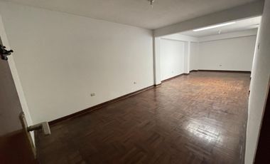 CASA EN VENTA CHACRA RÍOS - LIMITE PUEBLO LIBRE