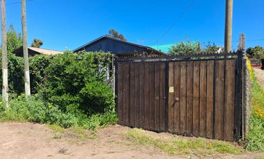 SE VENDE CASA EN QUINTERO  AMPLIO TERRENO