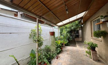 CASA SEGURA 5D 2B GRAN TERRENO Y PATIO-REGULARIZADA