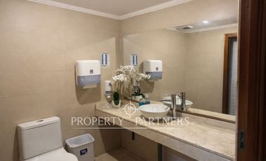 Gran local Comercial con renta activa