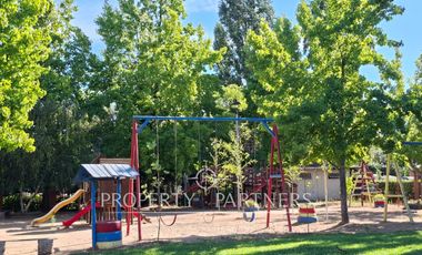 Linda casa en exclusivo condominio en Las Rastras