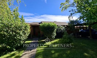 Linda casa en exclusivo condominio en Las Rastras