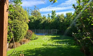 Linda casa en exclusivo condominio en Las Rastras