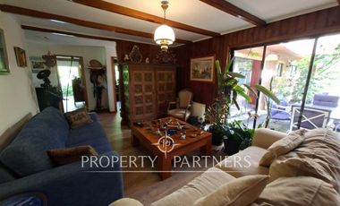 Linda casa en exclusivo condominio en Las Rastras