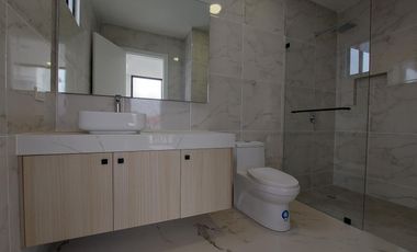 Km 9 vía Samborondón, Elite Center, al lado de Buijo Center