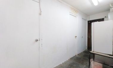 Local Comercial Oficina Cocina 2 baños Arriendo Santiago