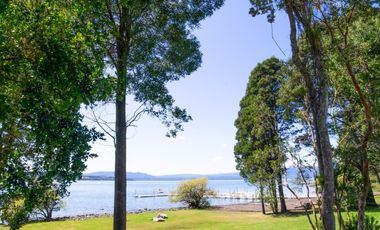 EN MEDIO DE LA IMPONENTE NATURALEZA DPTO. FULL AMOBLADO ARRIENDO AÑO CORRIDO NUEVA PUNTILLA , VILLARRICA