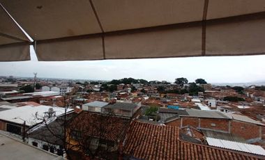 ARRIENDO de CASAS en CALI