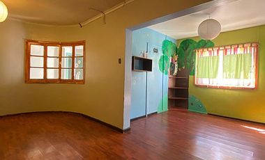 FREIRE CON ESMERALDA