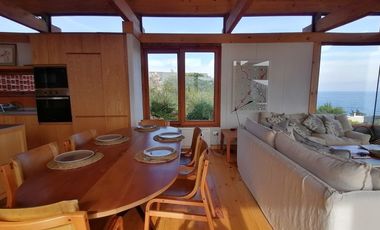 PRECIOSA CASA ARRIENDO  POR  DIAS FUNDO ZAPALLAR