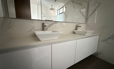 APARTAMENTO EN ARRIENDO UBICADO EN ENVIGADO SECTOR LOMA DEL ESCOBERO