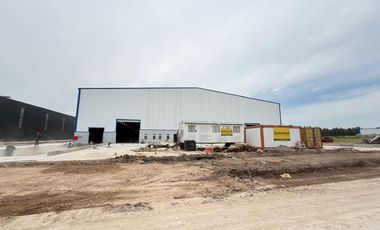 Alquiler A Estrenar 6000 mts cub Desarrollo Triple A