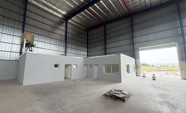 Alquiler A Estrenar 6000 mts cub Desarrollo Triple A