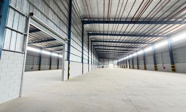 Alquiler A Estrenar 6000 mts cub Desarrollo Triple A