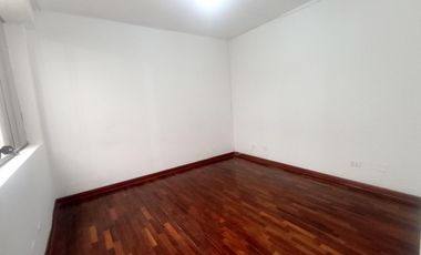 Departamento en Alquiler - Santiago de Surco - Primer Piso