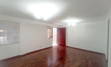 Departamento en Alquiler - Santiago de Surco - Primer Piso