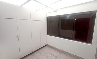 Departamento en Alquiler - Santiago de Surco - Primer Piso