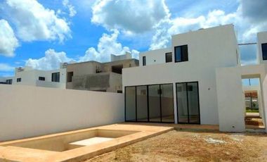Casa en venta de 3 recámaras en Conkal. Privada Botánico modelo 186