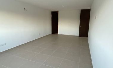 Casa en venta de 3 recámaras en Conkal. Privada Botánico modelo 186