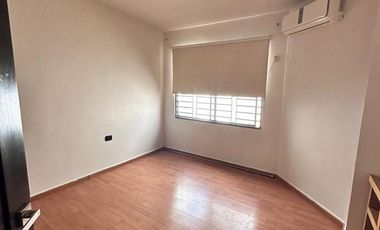 CASA EN RENTA FRENTE A PARQUE ZONA PEDREGAL LA SILLA SUR MONTERREY