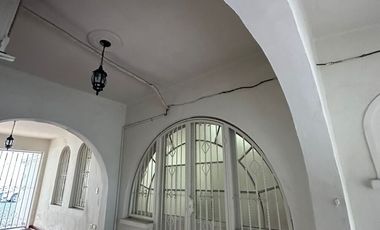 CASA CON USO DE SUELO PARA OFICINA  EN RENTA CENTRO DE MONTERREY