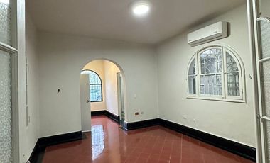 CASA CON USO DE SUELO PARA OFICINA  EN RENTA CENTRO DE MONTERREY