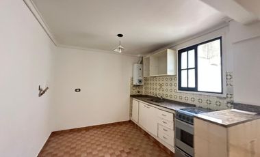 ALQUILER DEPARTAMENTO 2 AMBIENTES PATIO VALENTIN ALSINA