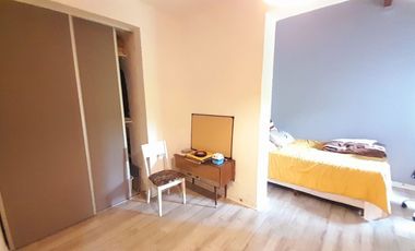 FLORIDA MITRE - CHALET ESTILO INGLÉS DE 4 AMB EN DOS PLANTAS, CON PATIO Y GARAGE!