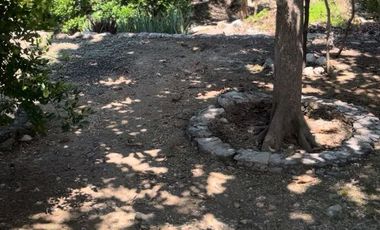 Dos Terrenos Fusionados en Una Sola Propiedad, en Venta