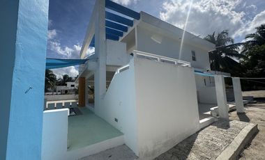En Venta, Casa en Telchac puerto en esquina 4 recámaras, alberca