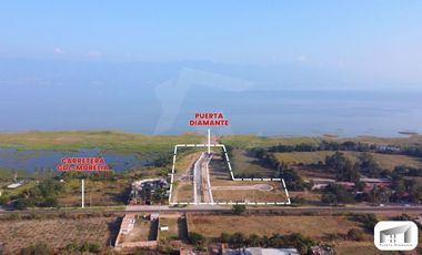 Terrenos Comerciales en Venta a pie de Carretera y frente al Lago de Chapala