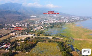 Terrenos Comerciales en Venta a pie de Carretera y frente al Lago de Chapala