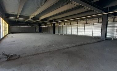 LOCALES EN RENTA  EN PLANTA ALTA EN  CARRETERA FEDERAL 57  QUERÉTARO-MÉXICO.