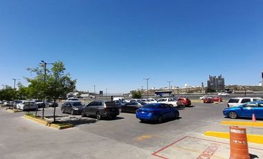 LOCALES EN RENTA  EN PLANTA ALTA EN  CARRETERA FEDERAL 57  QUERÉTARO-MÉXICO.