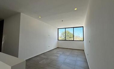 CASA EN VENTA EN PRIVADA TAMORA, CONKAL.