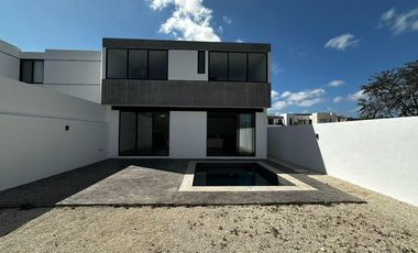 CASA EN VENTA EN PRIVADA TAMORA, CONKAL.
