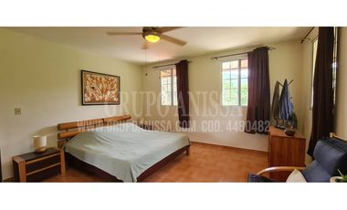 Se Vende Amplia y Hermosa Casa en Altos del Maria