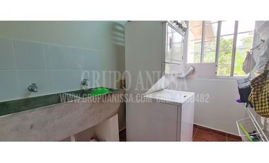 Se Vende Amplia y Hermosa Casa en Altos del Maria