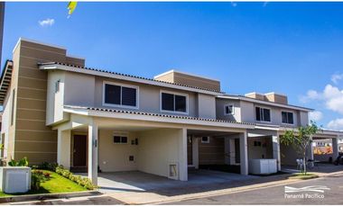En venta Townhome 3 Recámaras en Bosques del Pacífico, Panamá Pacífico