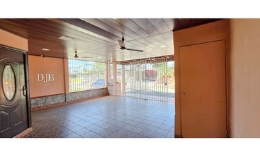 VENTA DE CASA EN EL TECAL, VISTA ALEGRE, ARRAIJN, PANAM OESTE