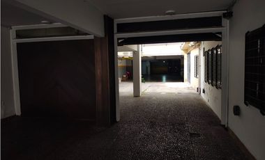 OPORTUNIDAD VENTA COCHERA EN MACROCENTRO/ LA PERLA